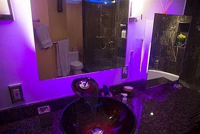5th image of 1309 Belmont Ln Unit 1309-1