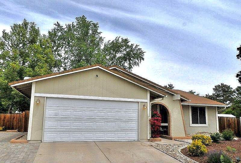 1st image of 2394 Fernwood Ct