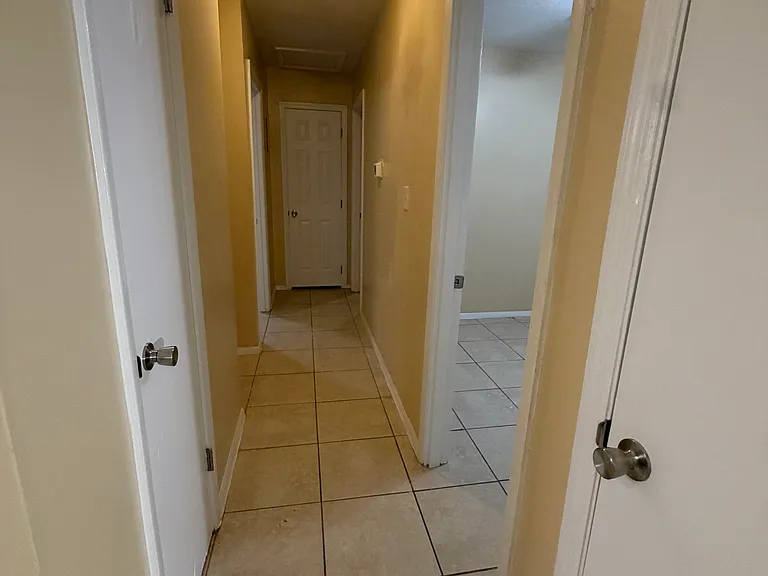 809 E Magnolia Dr — Photo 9