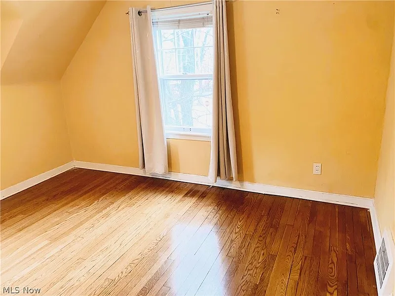 Thumbnail 13