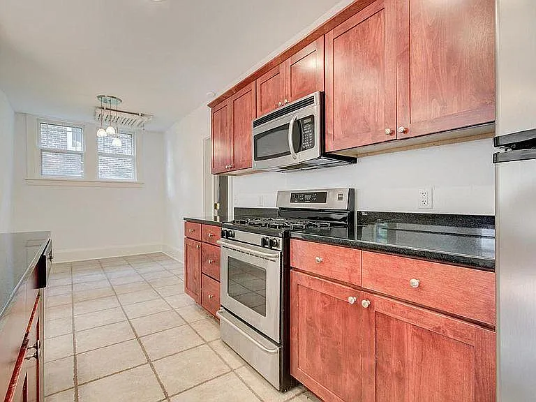 3438 Girard Ave S #100 — Photo 5