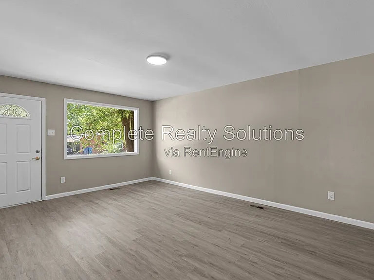 10417 Prince Dr — Photo 9