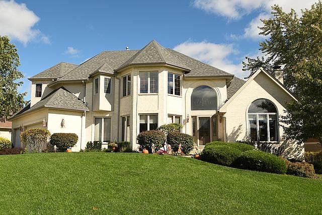 1st image of 425 Shadow Creek Dr