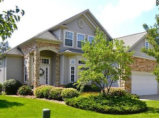 11372 S Forest Dr, Painesville, OH 44077