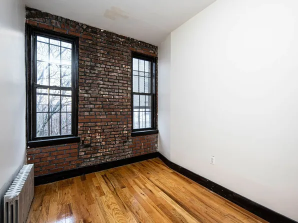 170 Irving Avenue image 4 of 14