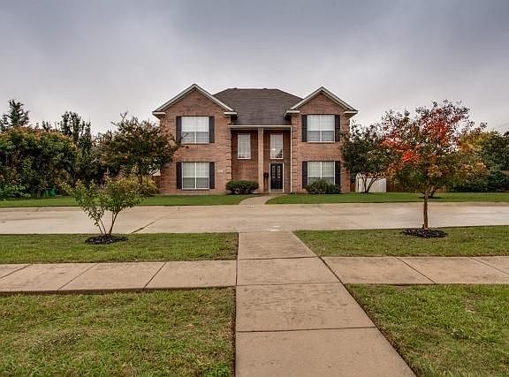 3rd image of 9506 Heartstone Ln