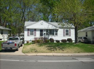 132 Graham Rd, Florissant, MO 63031