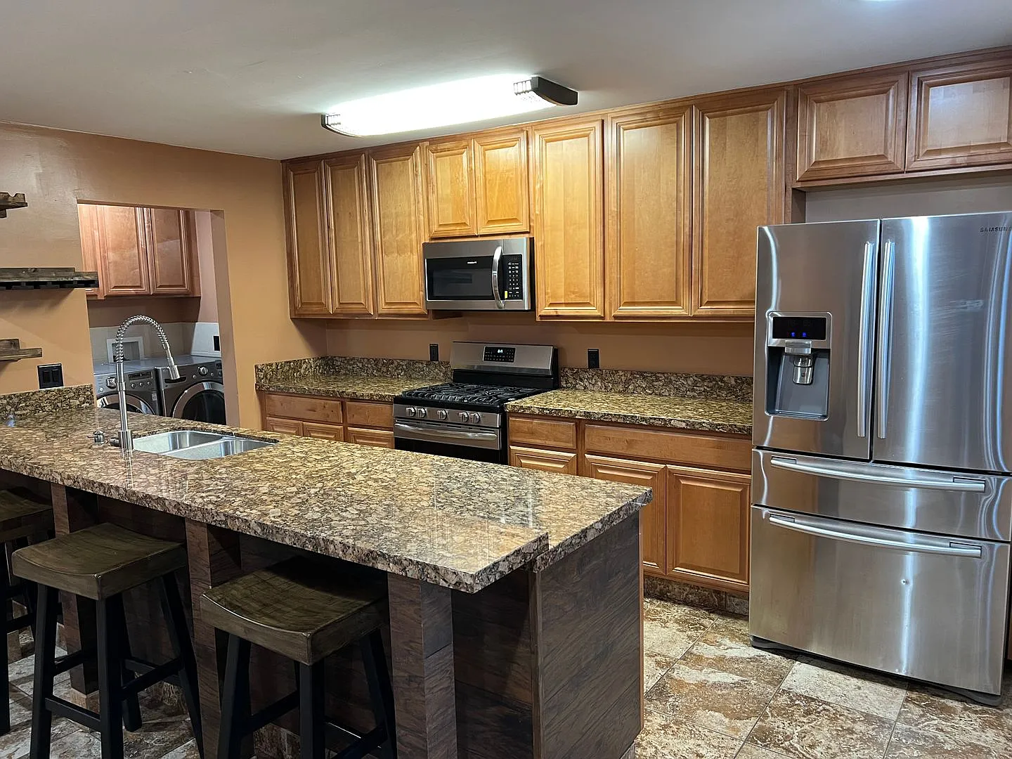 West Side 3 Bedroom 2 Bath Home — Photo 3