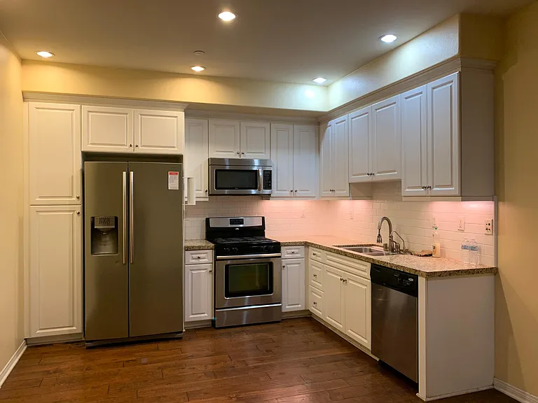 3981 E Emory Ln #7 — Photo 8