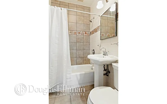 Rented by Douglas Elliman | media 22