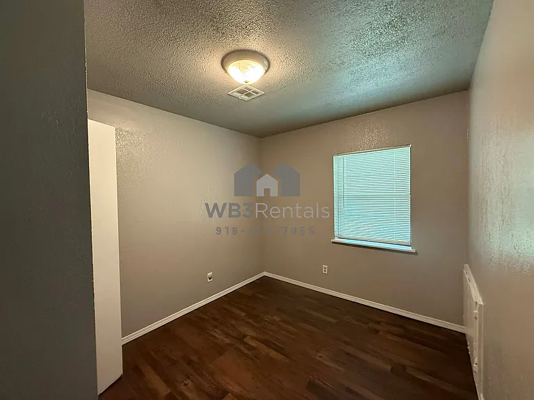 1116 Maple St — Photo 22
