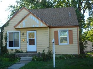 7960 Weddel St, Taylor, MI 48180