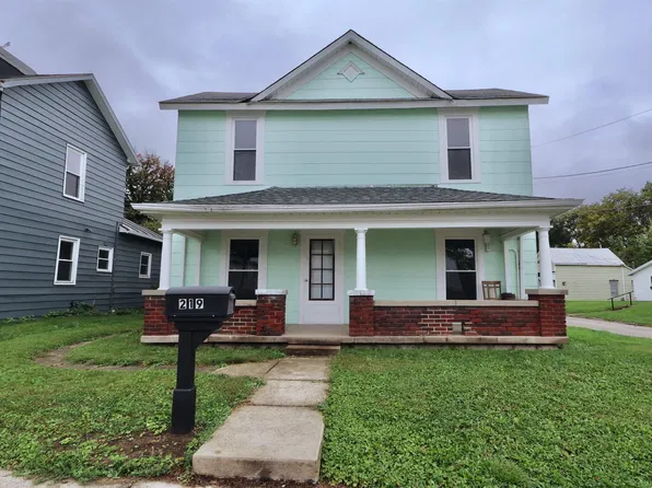 219 N Union St, Winchester, IN 47394