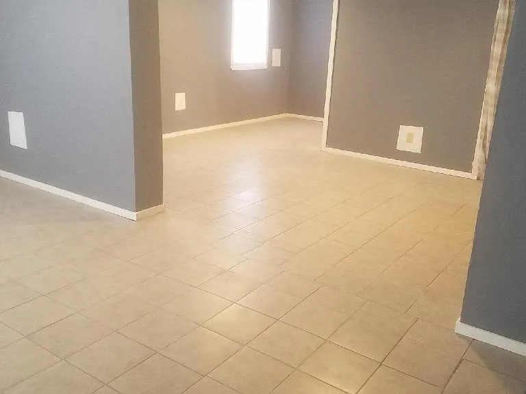 808 Carter St — Photo 1