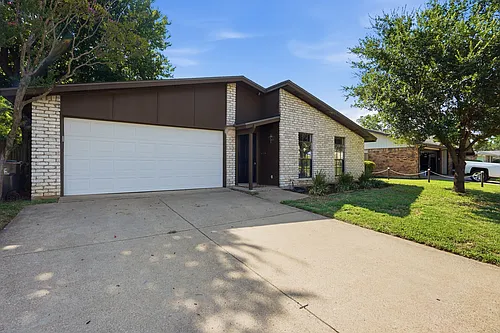 2711 Treeview Dr Photo 1 2711 Treeview Dr Photo 1