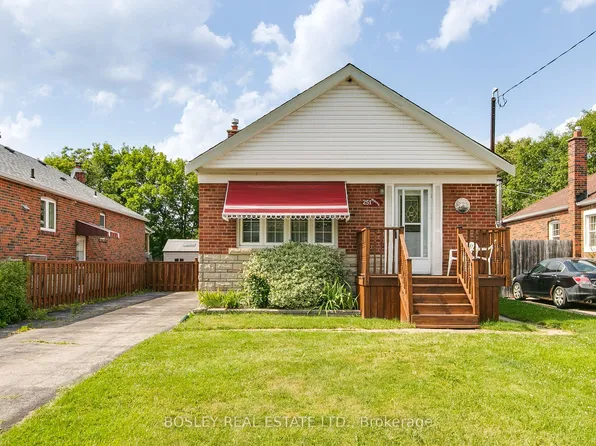 251 Ellington Dr, Toronto, ON M1R 3Y2