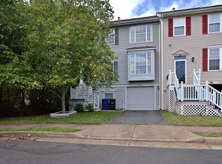 46697 Corkwing Sq, Sterling, VA 20164