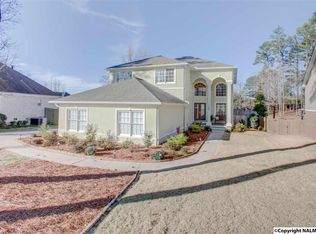 1662 Longleaf Dr, Huntsville, AL 35806