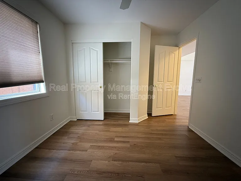16838 S 20th Pl — Photo 16