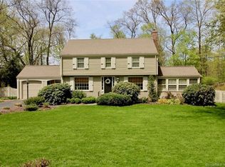 179 Chestnut Hill Rd, Glastonbury, CT 06033