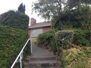 4554 Stanford Ave NE, Seattle, WA 98105