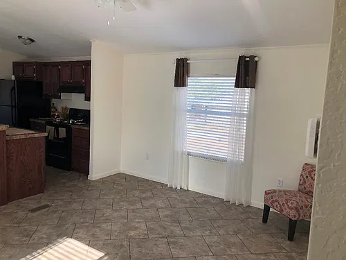 Floor plan ML1327