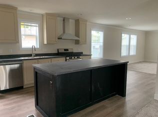 260 Cambridge #260, Dimondale, MI 48821