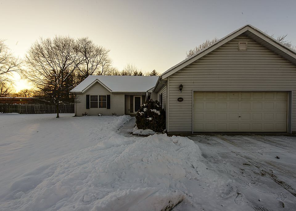 1st image of 2226 Munger Dr