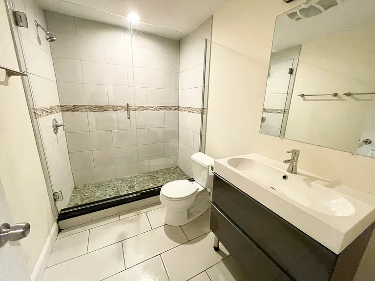 98 L St #H — Photo 10