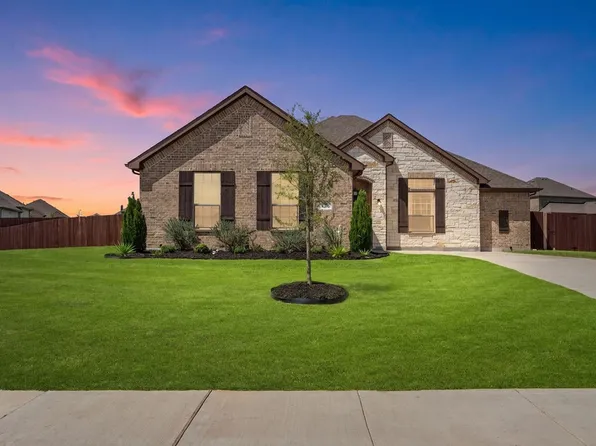 805 Pea Eye Dr, Midlothian, TX 76065