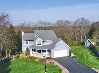 2610 N 3749th Rd, Sheridan, IL 60551