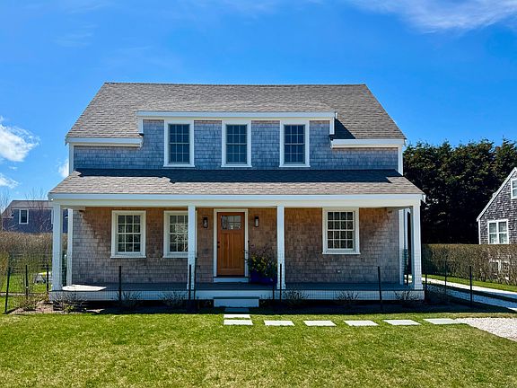 3rd image of 8 Sconset Ave