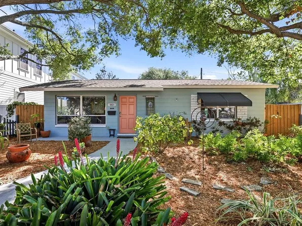 3021 10th St N, Saint Petersburg, FL 33704