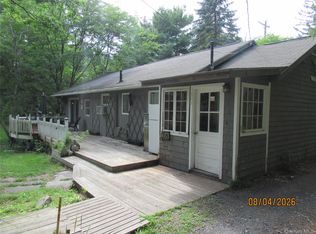 463 Mountain Rd, Bloomingburg, NY 12721