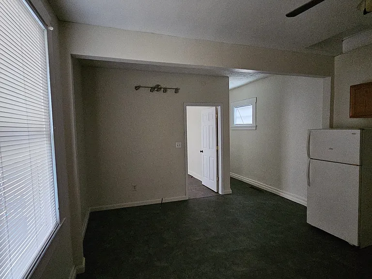 2809 Glendora Ave — Photo 3