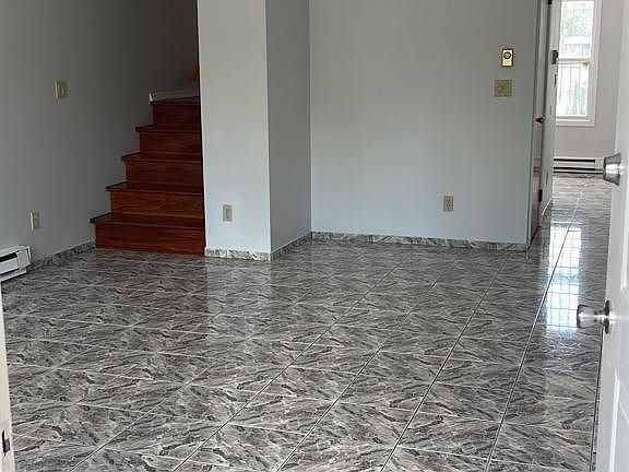 3rd image of 90.5 Woodward St #1