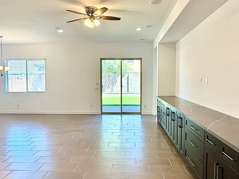 3824 E Fiesta Flower Ln — Photo 16
