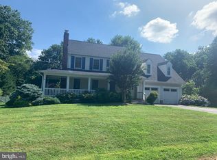 7304 Redd Rd, Falls Church, VA 22043