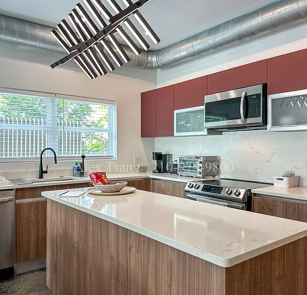811 Montana St #2102 — Photo 2
