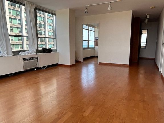2nd image of 3550 N Lake Shore Dr APT 1126