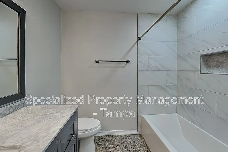 3 bed, 2.0 bath, 1536 sqft, $2,249 — Photo 4