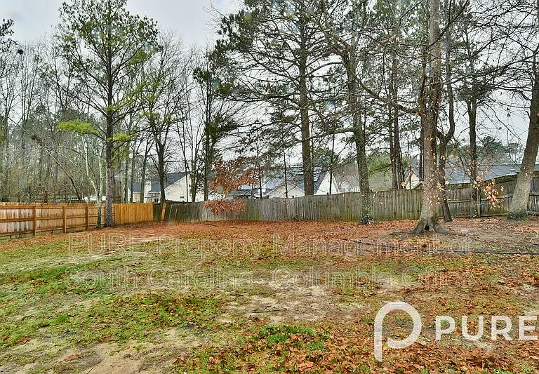 321 Downs Dr — Photo 8