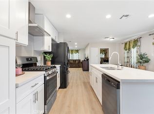 1036 W 96th St, Los Angeles, CA 90044