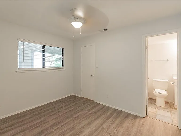 2500 Burleson Rd #614 — Photo 14