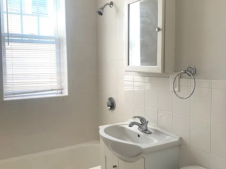 339 S Huntington Ave #6 — Photo 12