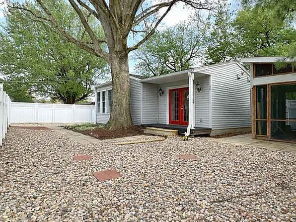 425 W Howard St, Logansport, IN 46947