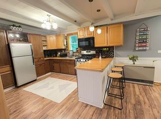 69 Belknap Ln, Windsor, VT 05089
