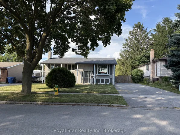 150 Applewood Cres, Guelph, ON N1H 6B7