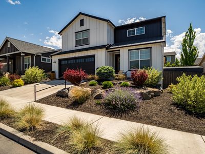 1301 NE Hoover Loop, Bend, OR, 97701