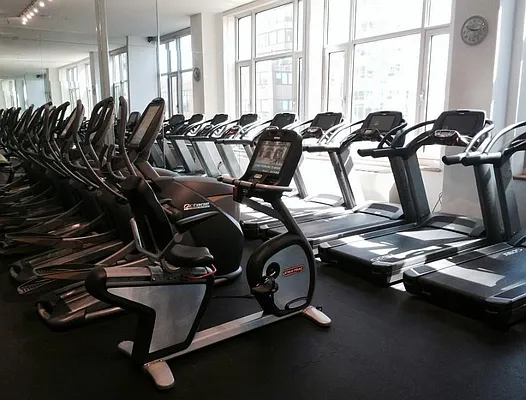 Sold by Level Group | media 14